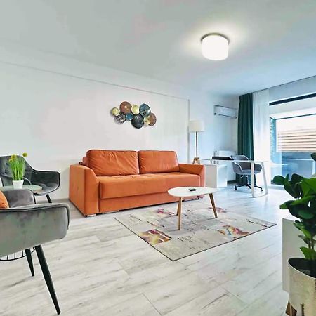 Lazo Two Room- Luxury Apartment Bukarest Kültér fotó